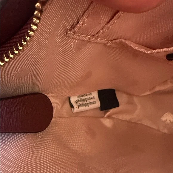 Beyond Adorable “KATE SPADE” Dog Crossbody Bag - Picture 6 of 10